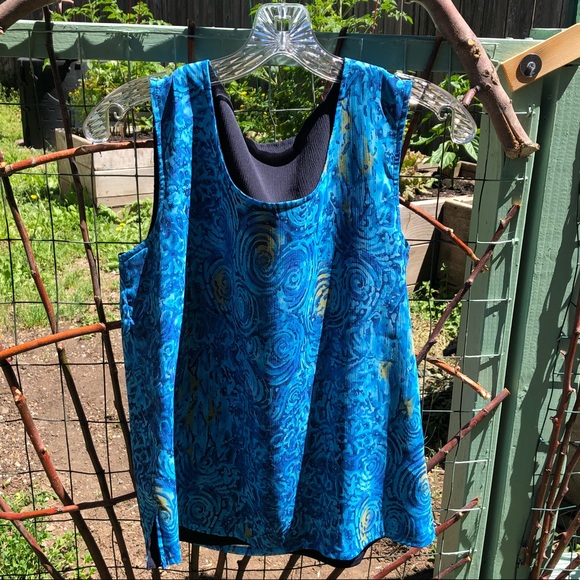 Dressy, Drapey,  Blu+Gold Art-Print Tank - Size M. - Picture 7 of 8